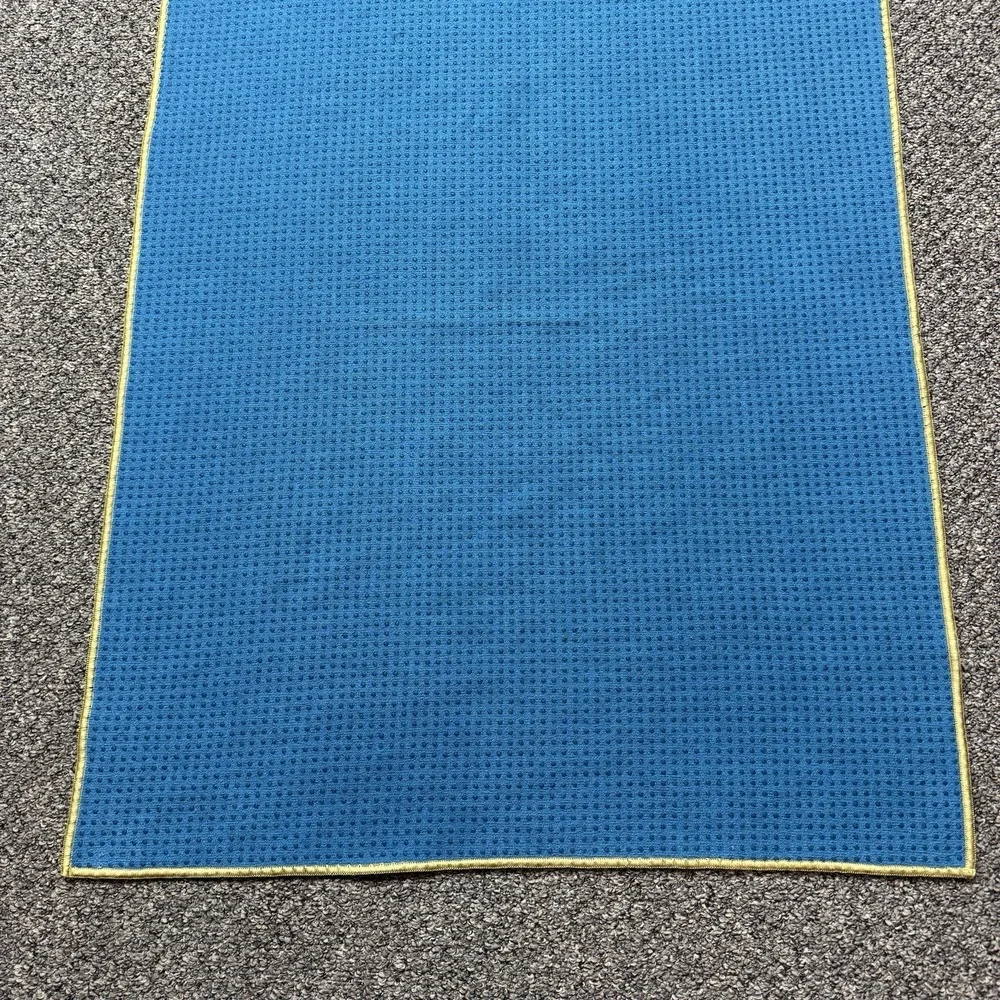 Manduka Yogitoes Skidless Mat Towel Yoga Pilates 24